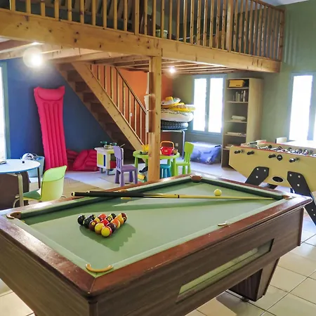 Holiday home Le Cazelle By Interhome Gindou