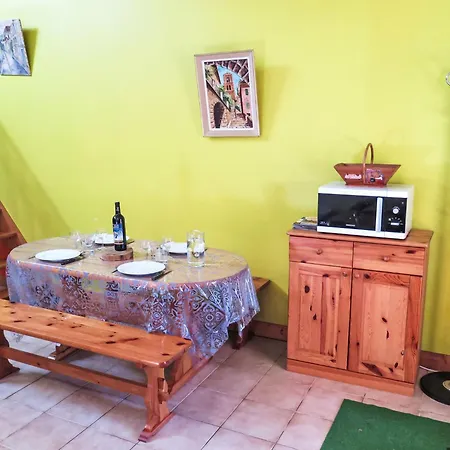 Le Cazelle By Interhome *